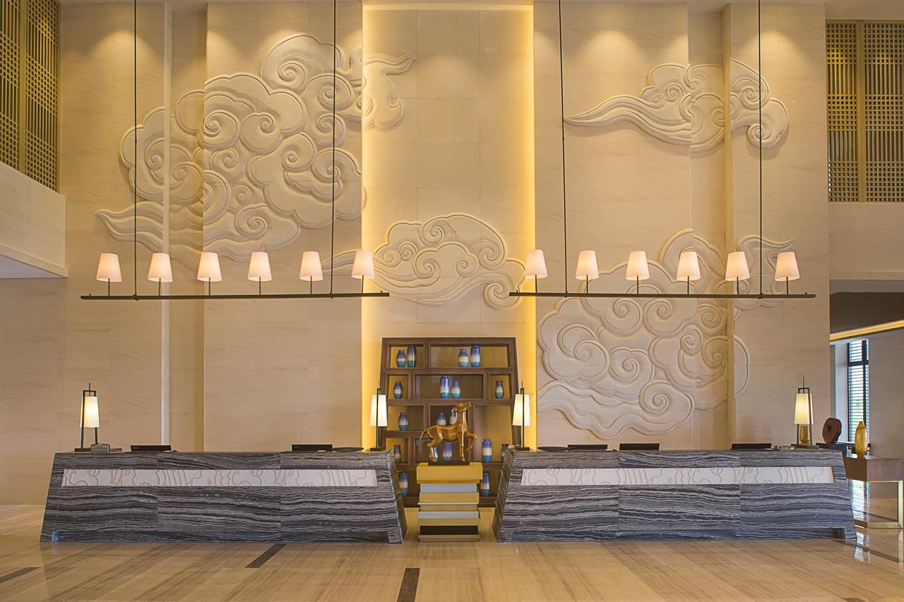 Grand New Century Hotel Sanya Bagian luar foto