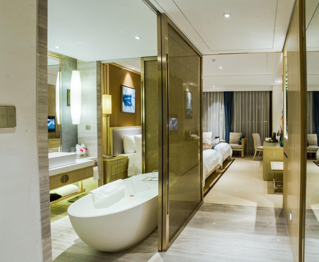 Grand New Century Hotel Sanya Bagian luar foto
