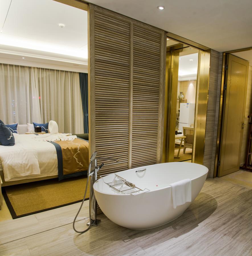 Grand New Century Hotel Sanya Bagian luar foto